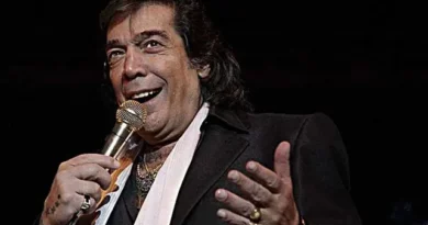 Murió “Cacho” Castaña, un ícono de la música popular porteña