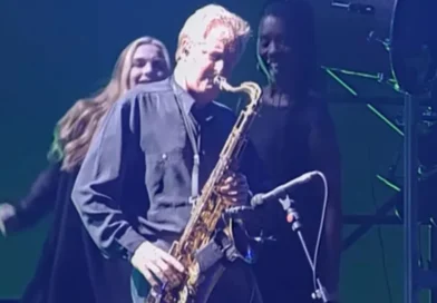 Fallece Dick Parry, el legendario saxofonista de Pink Floyd, a los 83 años