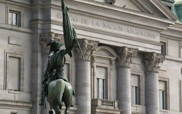 Privilegios en el Banco Nación: Mientras los trabajadores son excluidos, allegados a Milei acaparan los créditos hipotecarios