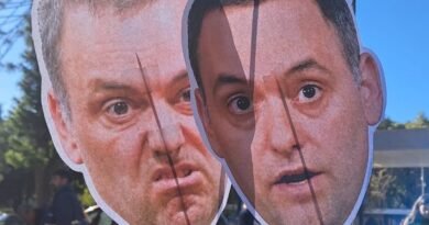 Corrupción a flor de piel : Adorni se ampara en el polémico «Régimen de Inocencia Fiscal» bajo la sombra de sospechas por enriquecimiento ilícito Corrupción a flor de piel : Adorni se ampara en el polémico «Régimen de Inocencia Fiscal» bajo la sombra de sospechas por enriquecimiento ilícito