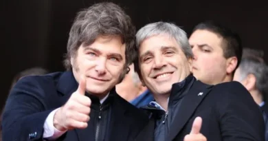 El Gobierno argentino asume deuda por USD 5.000 millones en Nueva York mientras crece la polémica por los legisladores oficialistas adheridos al blanqueo El Gobierno argentino asume deuda por USD 5.000 millones en Nueva York mientras crece la polémica por los legisladores oficialistas adheridos al blanqueo