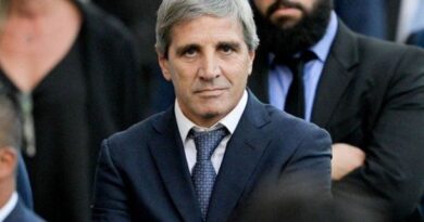 La UIA Responde con Firmeza a Luis Caputo: «La industria es motor fiscal y merece respeto»