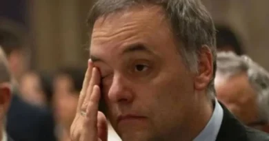 Patrimonio de Manuel Adorni bajo la lupa: Fiscal Pollicita exige nuevas pruebas por millonaria brecha y criptoactivos sin declarar Patrimonio de Manuel Adorni bajo la lupa: Fiscal Pollicita exige nuevas pruebas por millonaria brecha y criptoactivos sin declarar