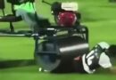 Milagro en Tailandia: Futbolista es arrollado por maquinaria pesada en pleno campo y evita la tragedia Milagro en Tailandia: Futbolista es arrollado por maquinaria pesada en pleno campo y evita la tragedia