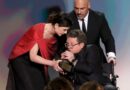 Emmy 2026: Michael J. Fox, un Símbolo de Lucha y Esperanza, Galardonado por su Labor Humanitaria