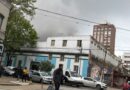 Rápida evacuación en escuela platense tras incendio en salón de actos